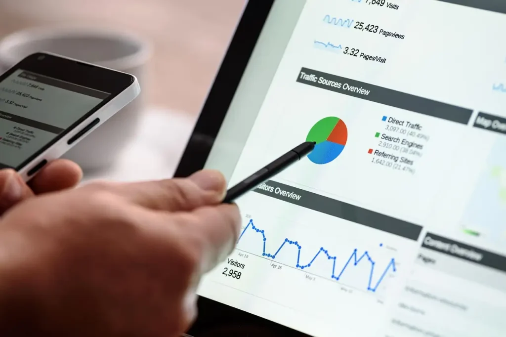 It informationsteknologi: Guide til digitalisering.