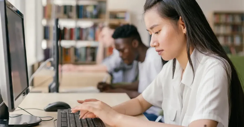 Associate Degree i Informationsteknologi: Uddannelse og